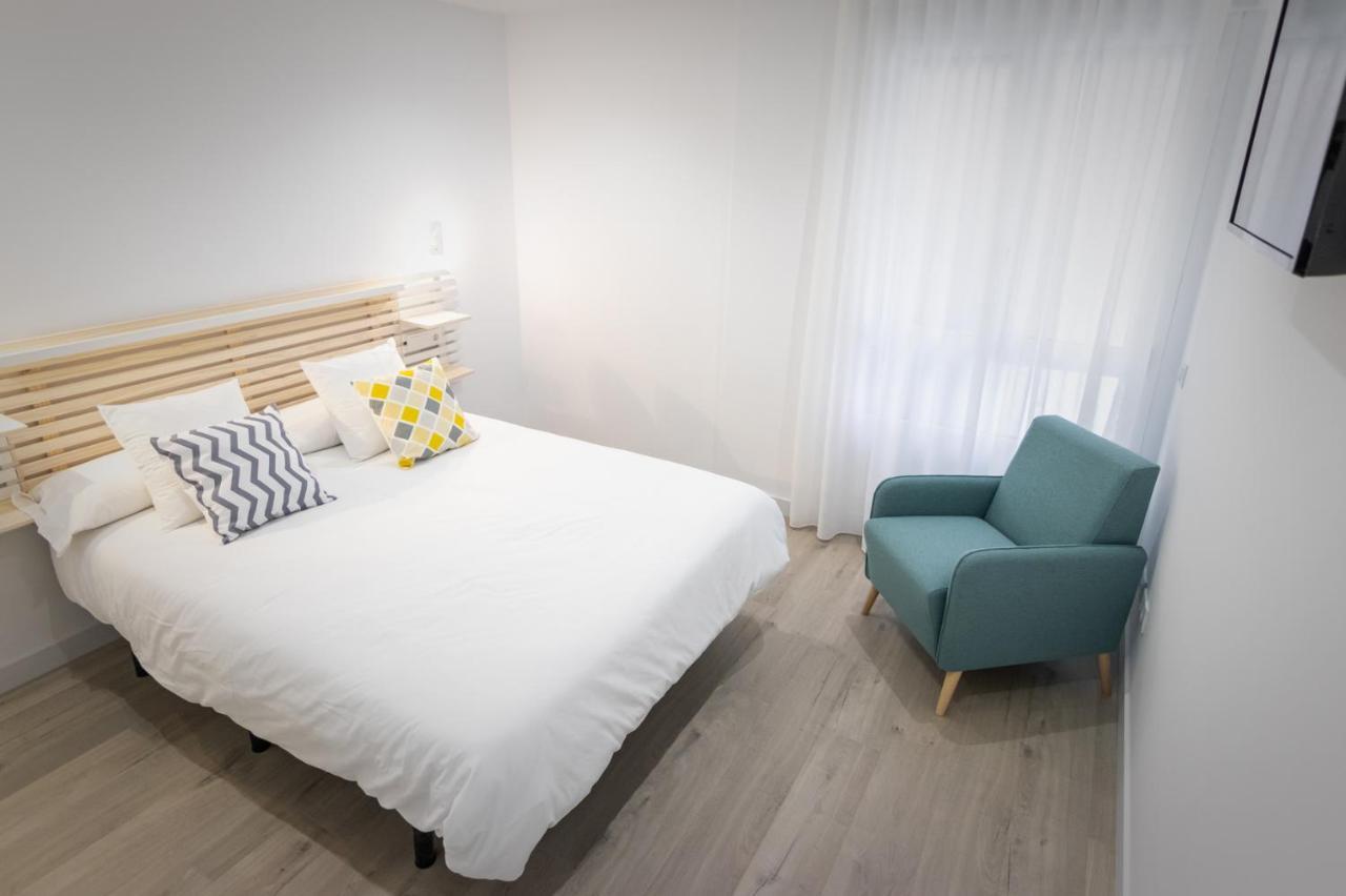 Apartamentos Soria Suites Exterior photo