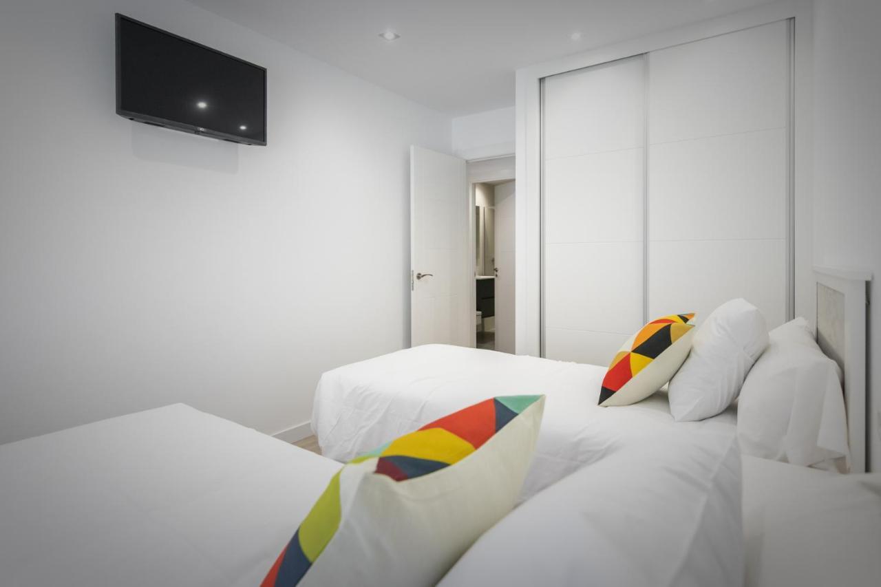 Apartamentos Soria Suites Exterior photo